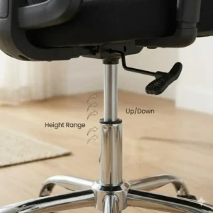 Illustration 5: Detailed view of the pneumatic height adjustment lever under the seat of a black swivel chair.